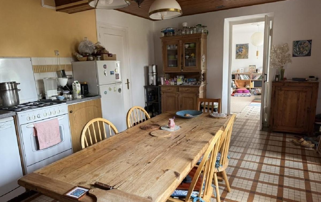 AGENCE TIC RUFFEC : Maison / Villa | AIGRE (16140) | 126 m2 | 140 000 &euro; 