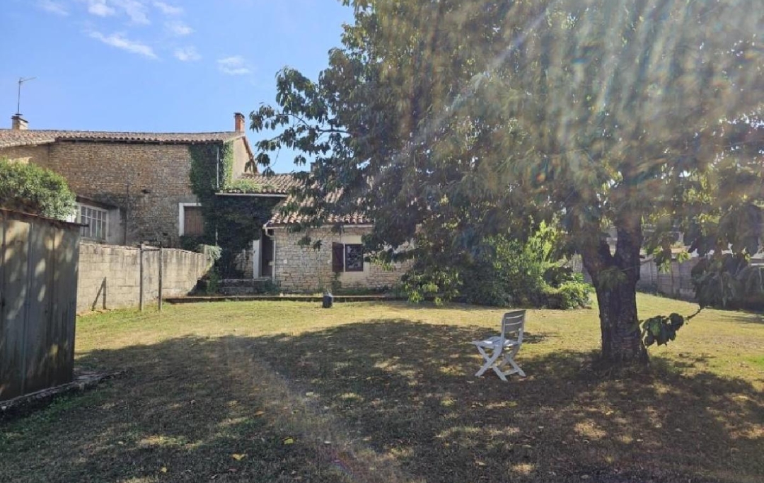 AGENCE TIC RUFFEC : Maison / Villa | SAUZE-VAUSSAIS (79190) | 88 m2 | 69 180 &euro; 