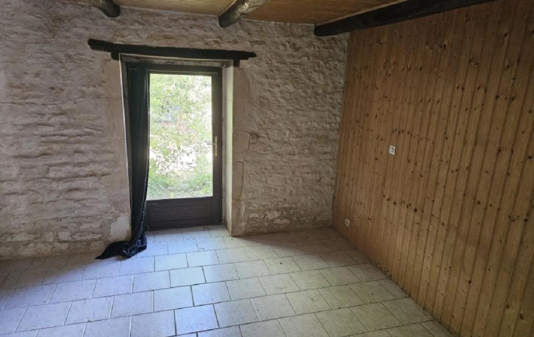 AGENCE TIC RUFFEC : Maison / Villa | SAUZE-VAUSSAIS (79190) | 88 m2 | 69 180 &euro; 