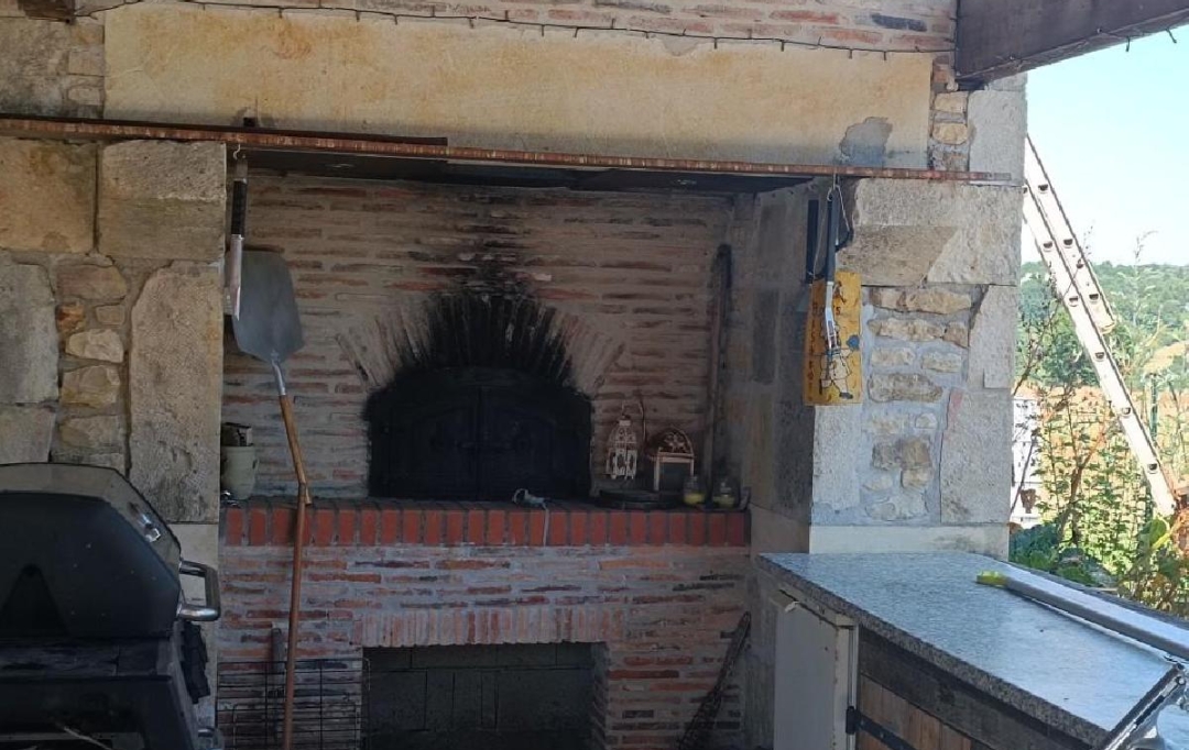 AGENCE TIC RUFFEC : Maison / Villa | CHARROUX (86250) | 240 m2 | 421 000 &euro; 