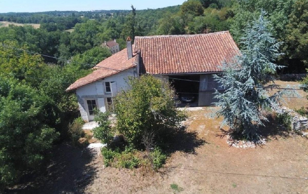 AGENCE TIC RUFFEC : Maison / Villa | VERTEUIL-SUR-CHARENTE (16510) | 121 m2 | 99 950 &euro; 