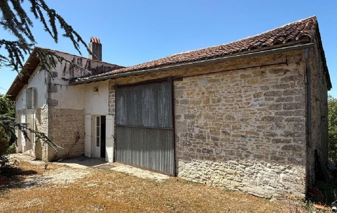 AGENCE TIC RUFFEC : Maison / Villa | VERTEUIL-SUR-CHARENTE (16510) | 121 m2 | 99 950 &euro; 