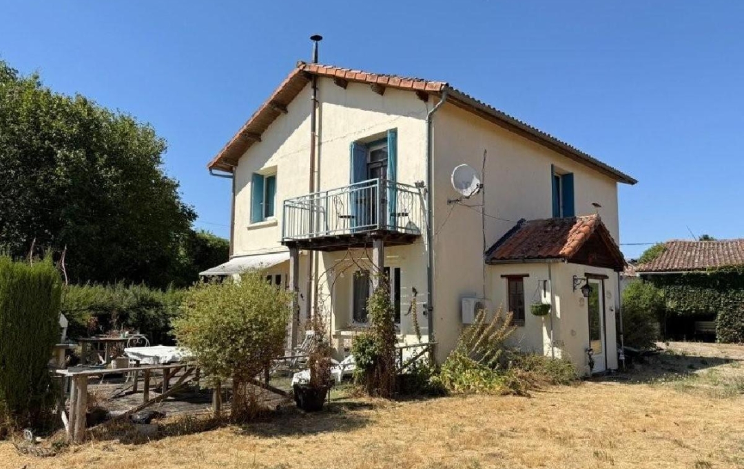 AGENCE TIC RUFFEC : Maison / Villa | VILLEFAGNAN (16240) | 121 m2 | 134 400 &euro; 