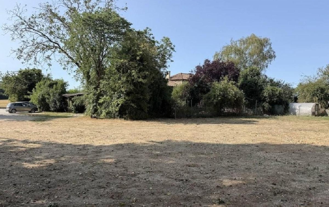 AGENCE TIC RUFFEC : Maison / Villa | RUFFEC (16700) | 342 m2 | 220 000 &euro; 