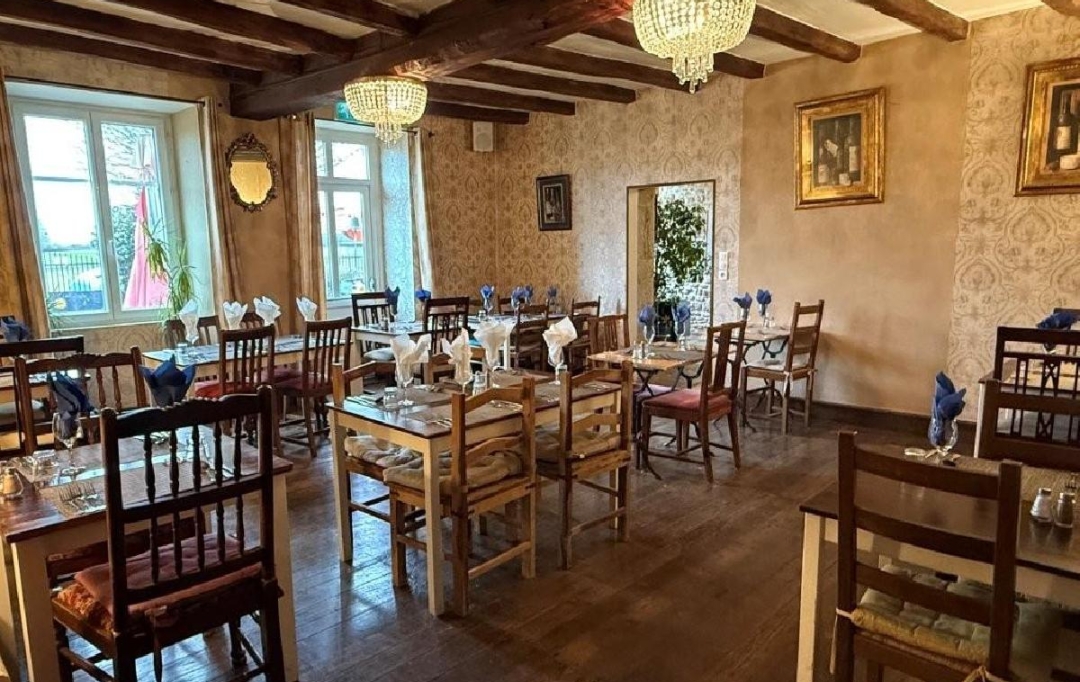 AGENCE TIC RUFFEC : Maison / Villa | RUFFEC (16700) | 342 m2 | 220 000 &euro; 