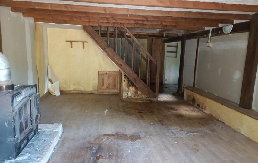 AGENCE TIC RUFFEC : Maison / Villa | NANTEUIL-EN-VALLEE (16700) | 104 m2 | 59 500 &euro; 