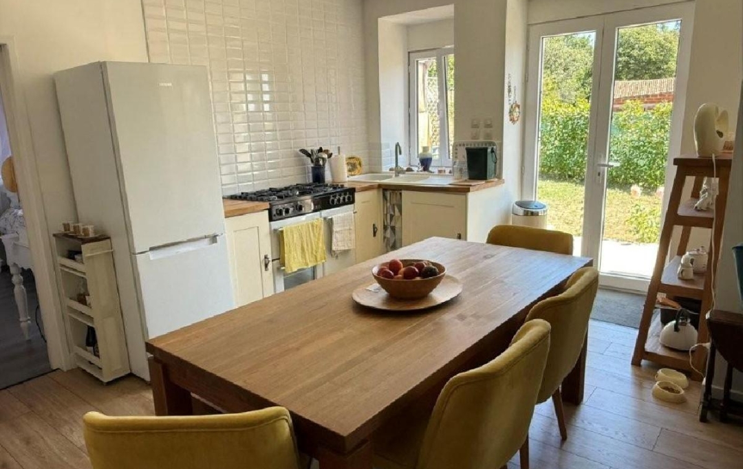 AGENCE TIC RUFFEC : Maison / Villa | CHAMPAGNE-MOUTON (16350) | 64 m2 | 80 645 &euro; 