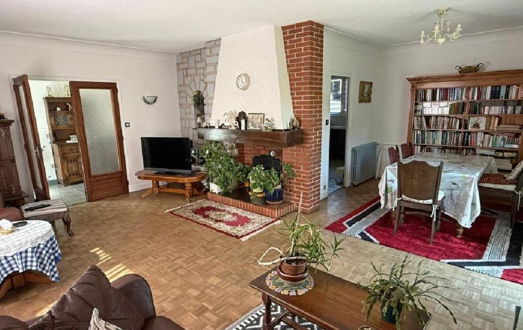 AGENCE TIC RUFFEC : Maison / Villa | VERTEUIL-SUR-CHARENTE (16510) | 170 m2 | 210 000 &euro; 