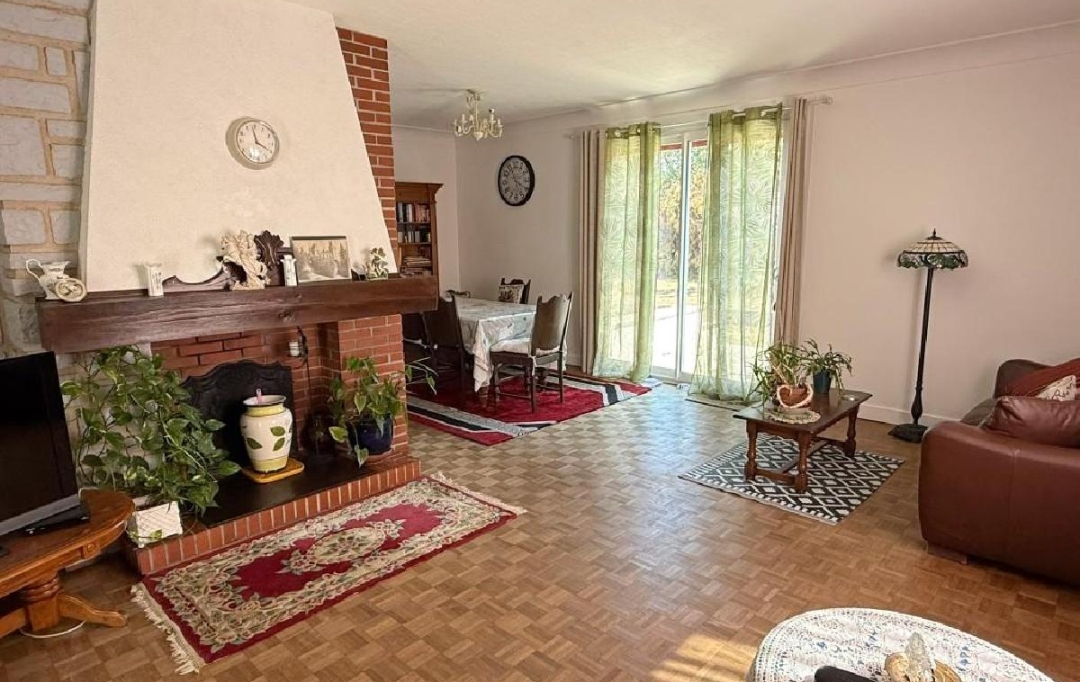 AGENCE TIC RUFFEC : Maison / Villa | VERTEUIL-SUR-CHARENTE (16510) | 170 m2 | 210 000 &euro; 