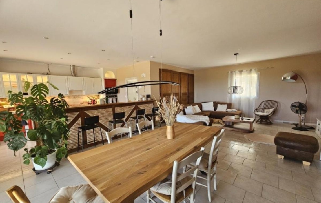 AGENCE TIC RUFFEC : Maison / Villa | NANTEUIL-EN-VALLEE (16700) | 142 m2 | 265 950 &euro; 