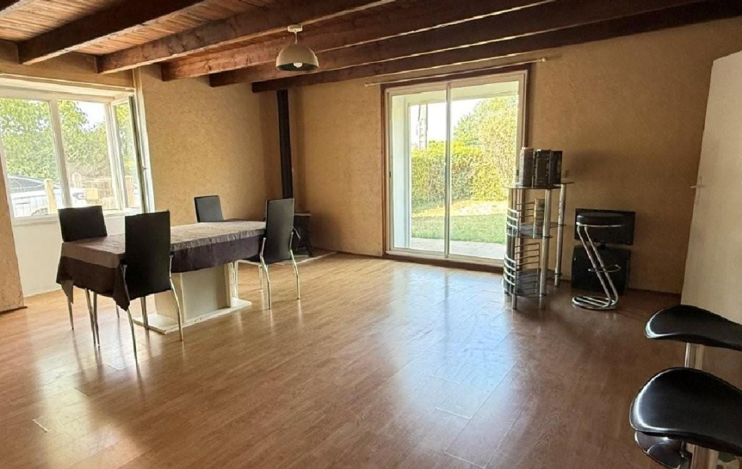 AGENCE TIC RUFFEC : Maison / Villa | RUFFEC (16700) | 81 m2 | 112 900 &euro; 