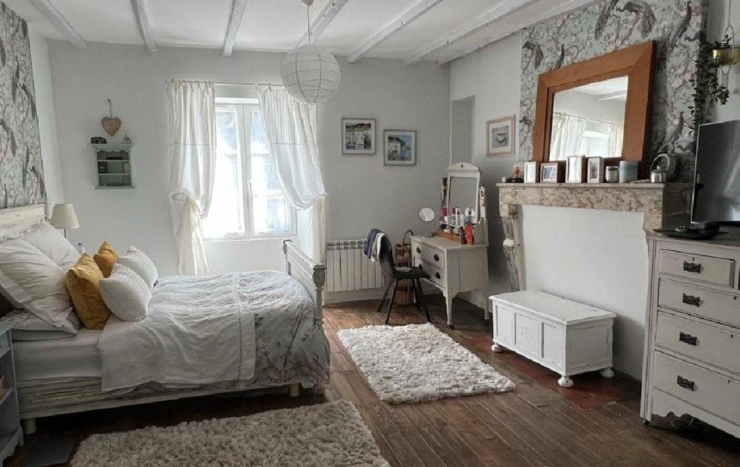 AGENCE TIC RUFFEC : Maison / Villa | VERTEUIL-SUR-CHARENTE (16510) | 160 m2 | 199 000 &euro; 