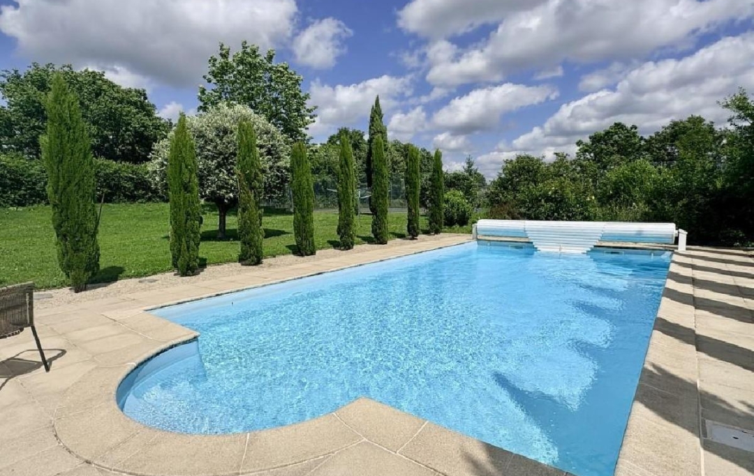 AGENCE TIC RUFFEC : Maison / Villa | VILLEFAGNAN (16240) | 201 m2 | 375 000 &euro; 