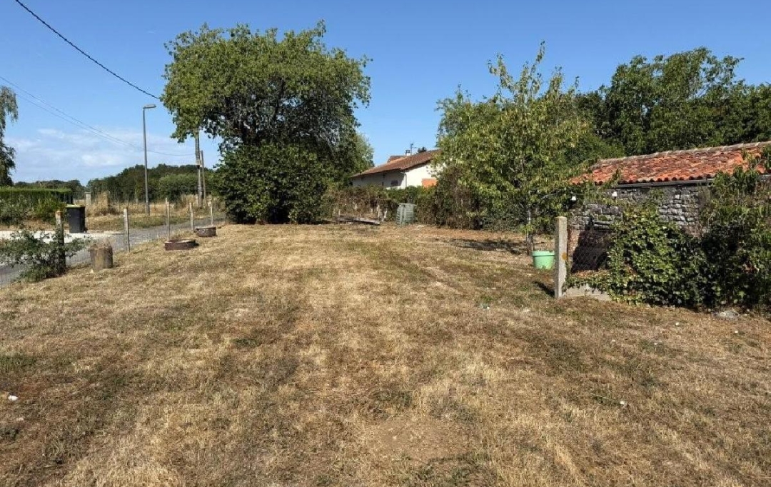 AGENCE TIC RUFFEC : Maison / Villa | RUFFEC (16700) | 66 m2 | 80 645 &euro; 