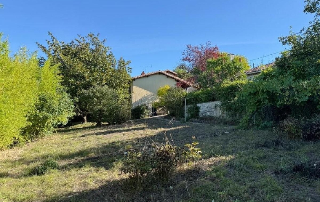 AGENCE TIC RUFFEC : Maison / Villa | RUFFEC (16700) | 172 m2 | 149 950 &euro; 