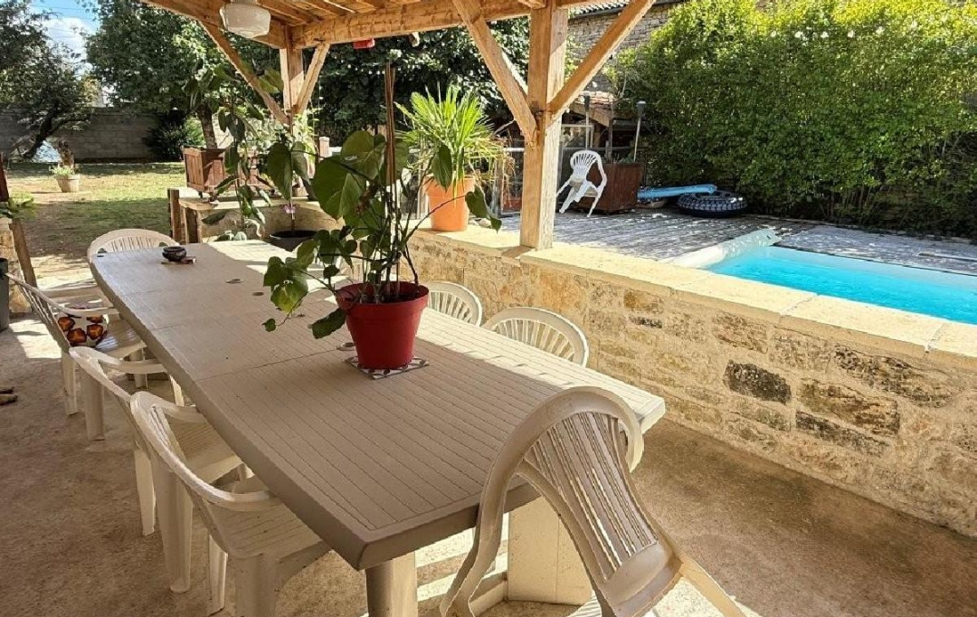 AGENCE TIC RUFFEC : Maison / Villa | SAUZE-VAUSSAIS (79190) | 149 m2 | 191 490 &euro; 