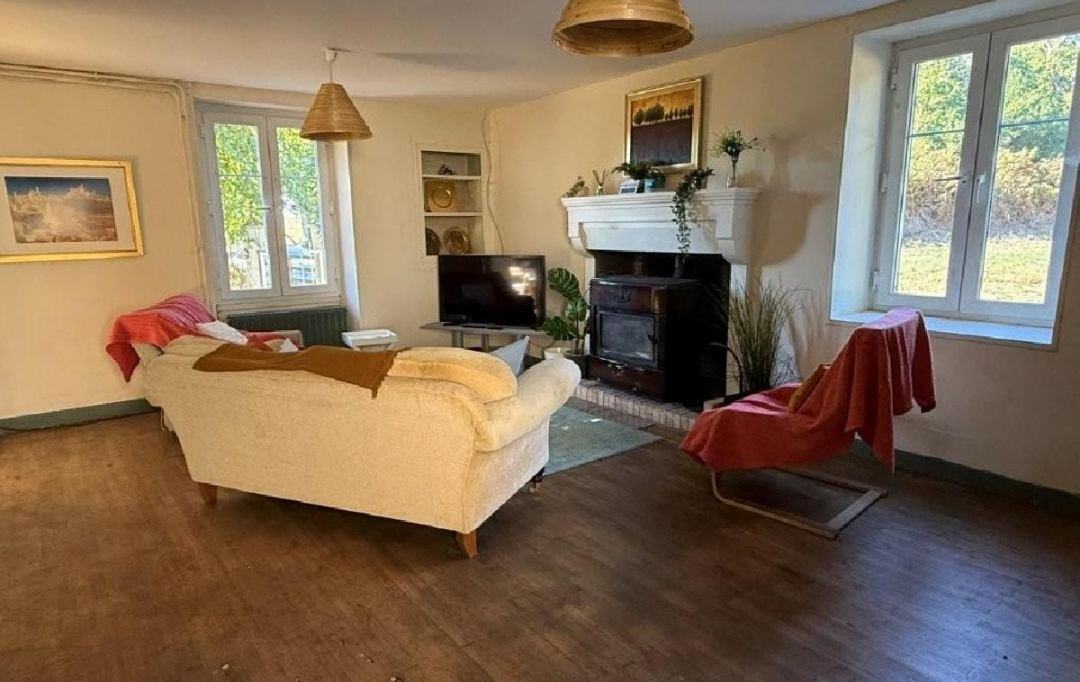 AGENCE TIC RUFFEC : Maison / Villa | SAUZE-VAUSSAIS (79190) | 225 m2 | 199 950 &euro; 