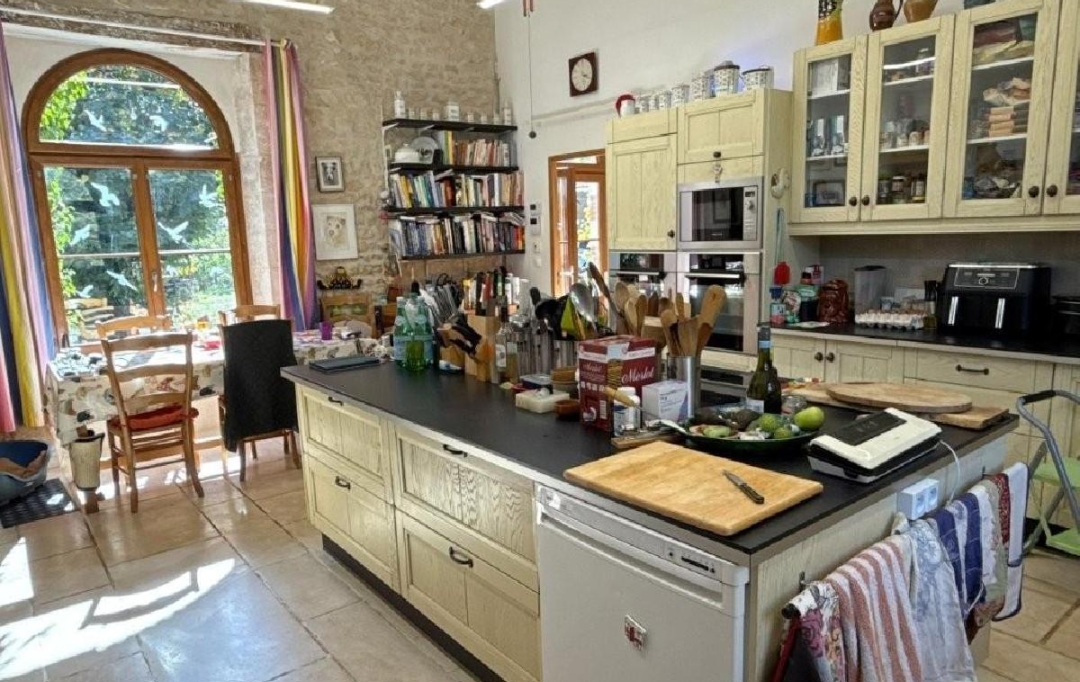 AGENCE TIC RUFFEC : House | RUFFEC (16700) | 338 m2 | 425 000 &euro; 
