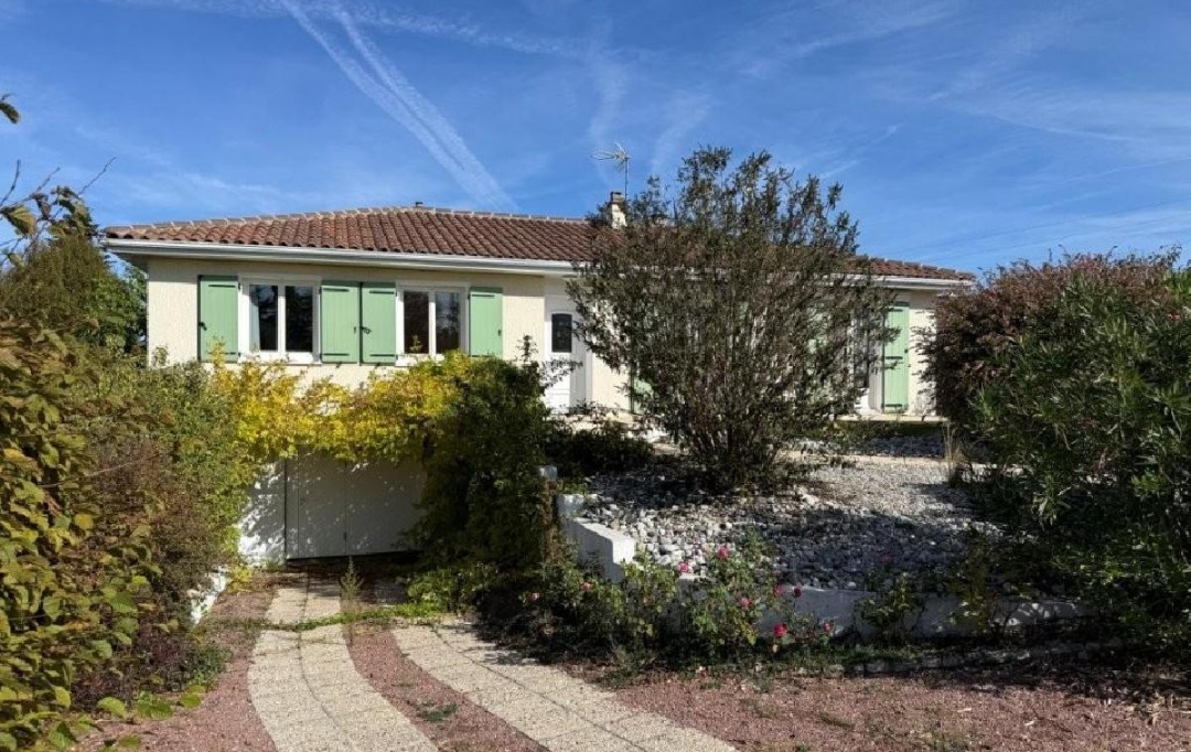 AGENCE TIC RUFFEC : House | RUFFEC (16700) | 117 m2 | 170 200 &euro; 