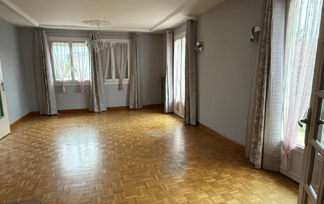 AGENCE TIC RUFFEC : House | RUFFEC (16700) | 117 m2 | 170 200 &euro; 