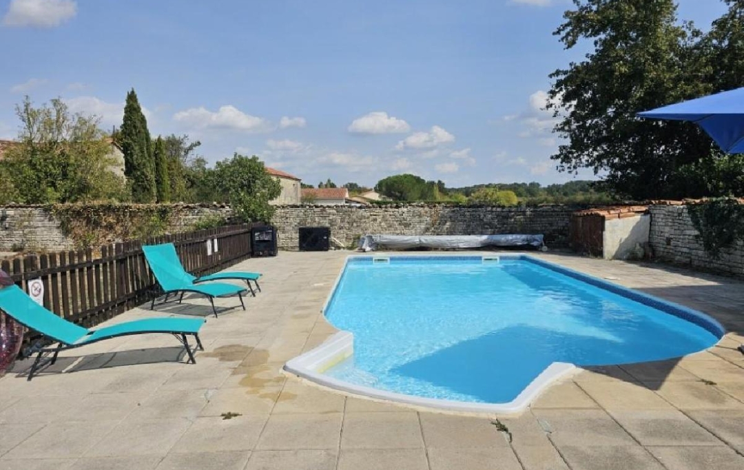 AGENCE TIC RUFFEC : Maison / Villa | AIGRE (16140) | 104 m2 | 110 000 &euro; 