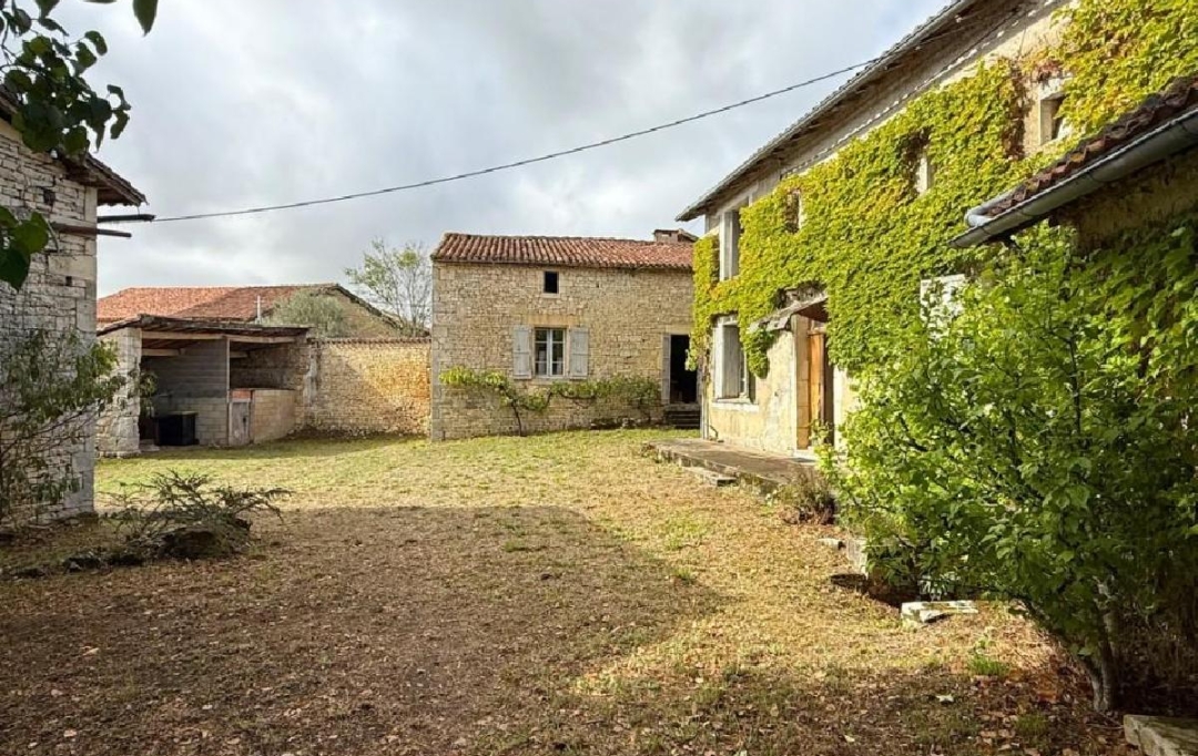 AGENCE TIC RUFFEC : Maison / Villa | AUNAC (16460) | 181 m2 | 80 600 &euro; 