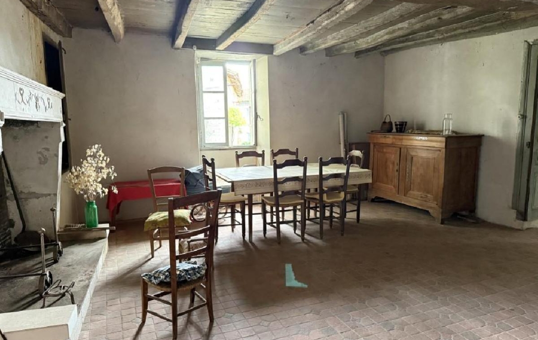 AGENCE TIC RUFFEC : Maison / Villa | AUNAC (16460) | 181 m2 | 80 600 &euro; 