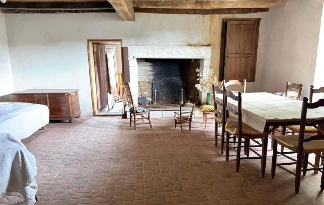 AGENCE TIC RUFFEC : Maison / Villa | AUNAC (16460) | 181 m2 | 80 600 &euro; 