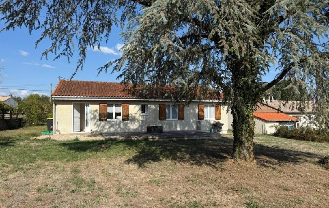 AGENCE TIC RUFFEC : Maison / Villa | CHARROUX (86250) | 94 m2 | 118 270 &euro; 