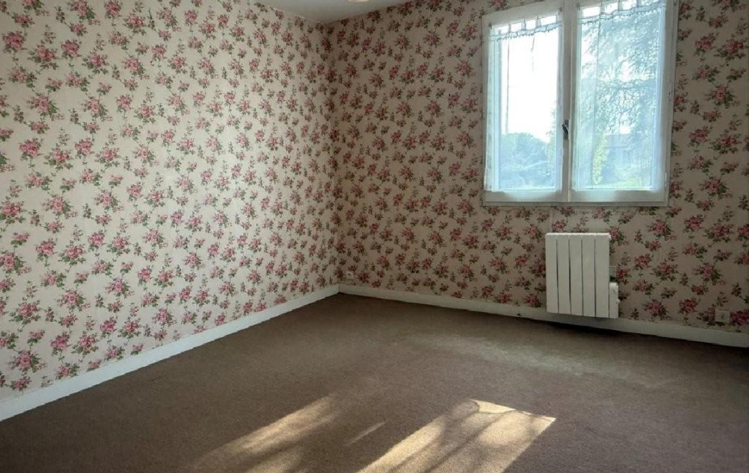 AGENCE TIC RUFFEC : Maison / Villa | CHARROUX (86250) | 94 m2 | 118 270 &euro; 