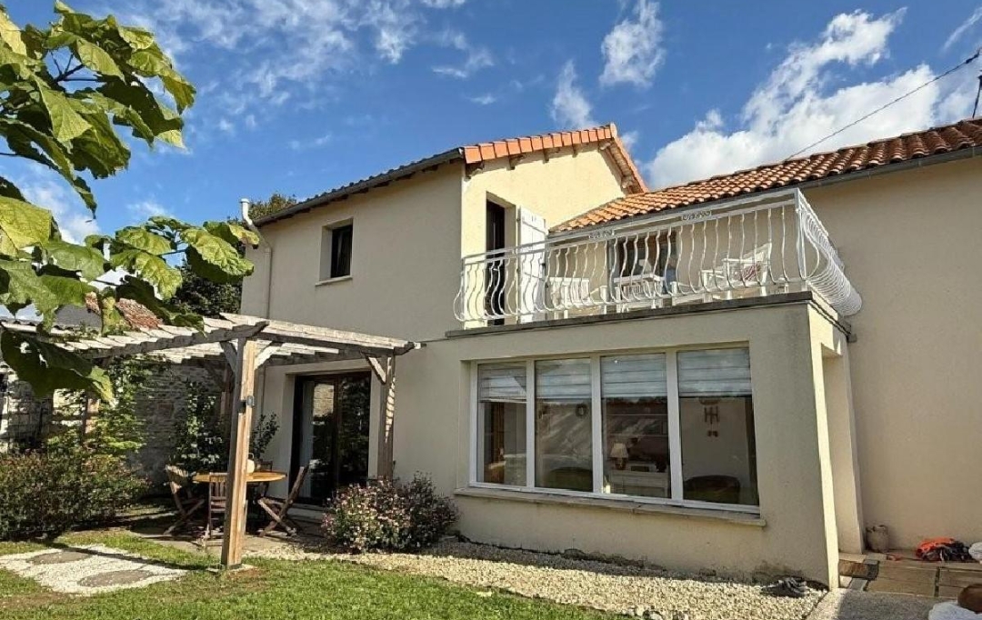 AGENCE TIC RUFFEC : Maison / Villa | VILLEFAGNAN (16240) | 109 m2 | 149 950 &euro; 