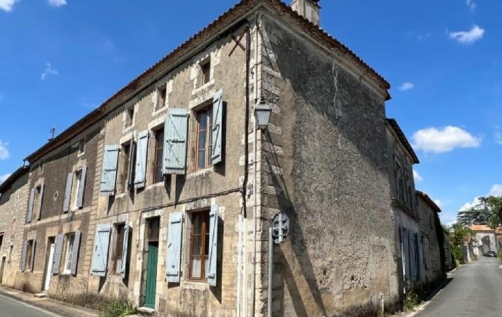Maison AIGRE 167 m2 107 525 € Maison AIGRE 167 m2 107 525 €