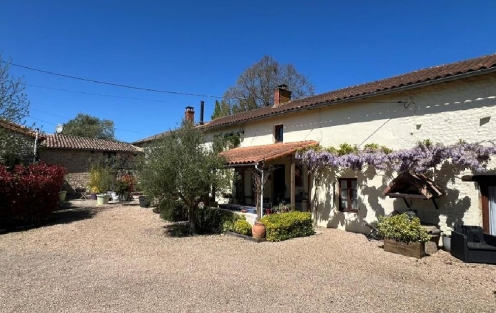  AGENCE TIC RUFFEC Maison / Villa | RUFFEC (16700) | 228 m2 | 295 785 € 