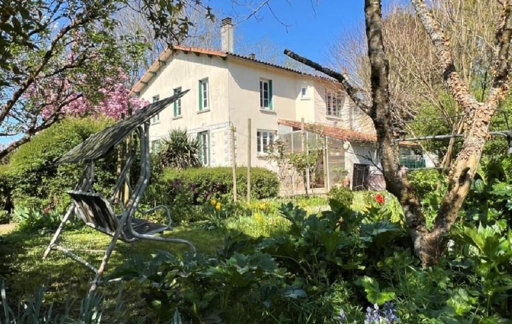  AGENCE TIC RUFFEC Maison / Villa | RUFFEC (16700) | 155 m2 | 212 760 € 