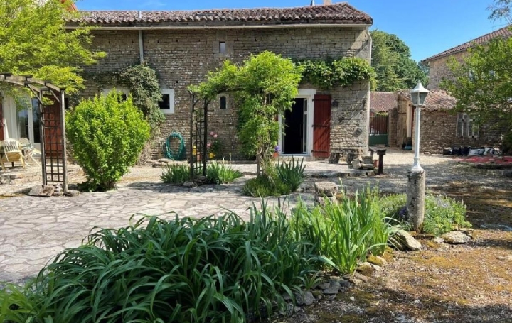  AGENCE TIC RUFFEC Maison / Villa | VILLEFAGNAN (16240) | 147 m2 | 149 950 € 