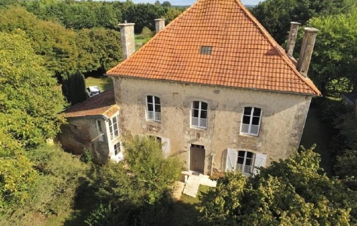  AGENCE TIC RUFFEC Maison / Villa | COUHE (86700) | 230 m2 | 331 575 € 