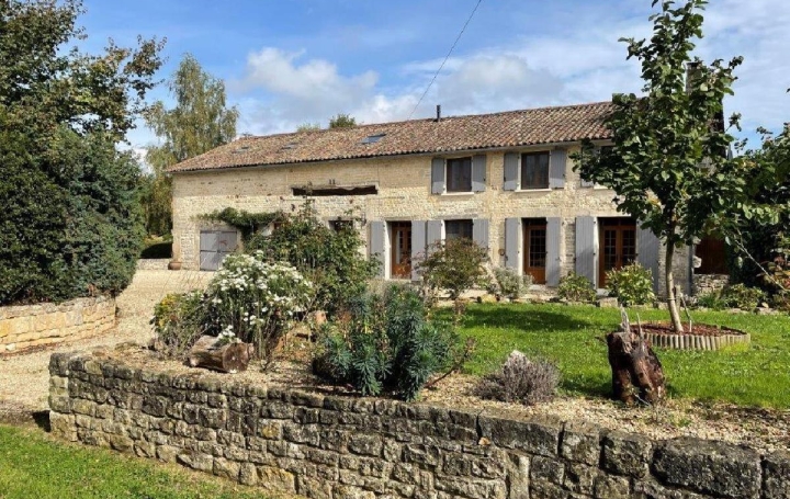  AGENCE TIC RUFFEC Maison / Villa | SAUZE-VAUSSAIS (79190) | 305 m2 | 449 950 € 