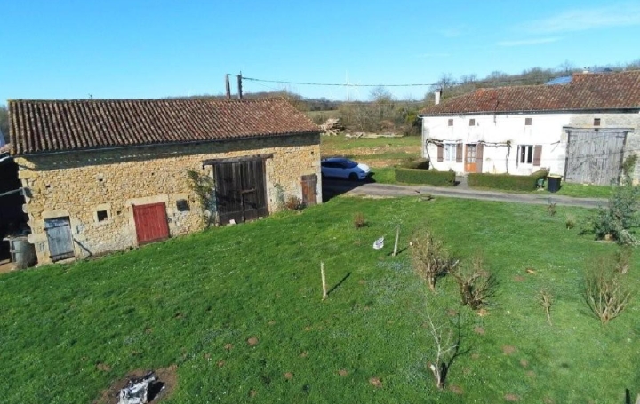 Maison   NANTEUIL-EN-VALLEE  62 m2 75 000 € 