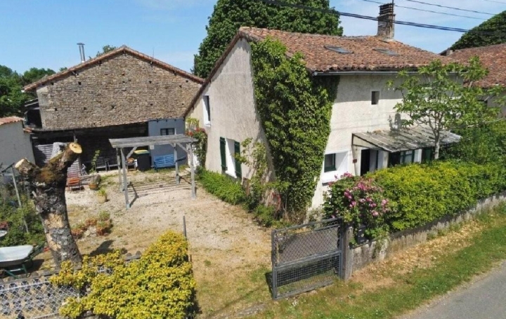 Maison   NANTEUIL-EN-VALLEE  78 m2 65 000 € 
